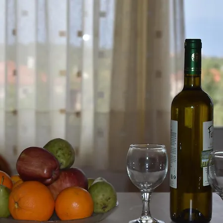 Διαμέρισμα Garden *