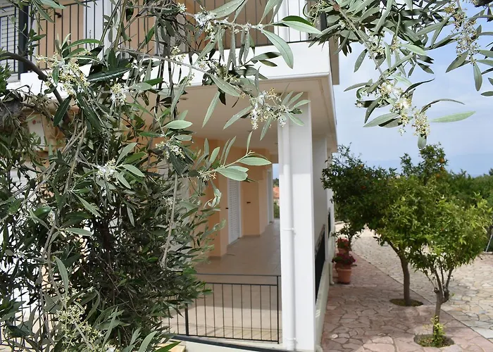 Lejlighed Garden Koróni